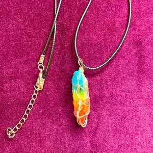 Wire wrapped crystal